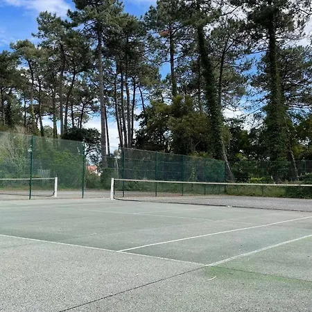 Paisible A La Plage, Piscine Et Tennis 度假居
