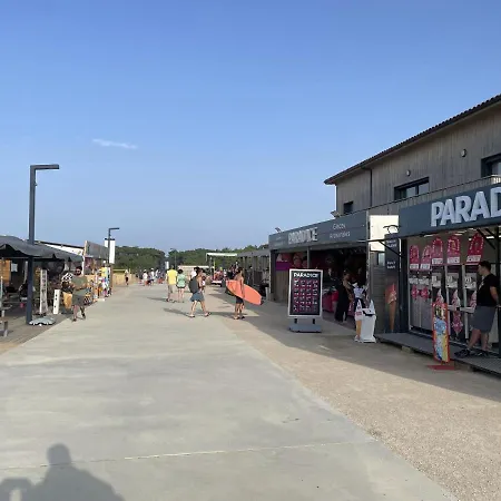 Paisible A La Plage, Piscine Et Tennis