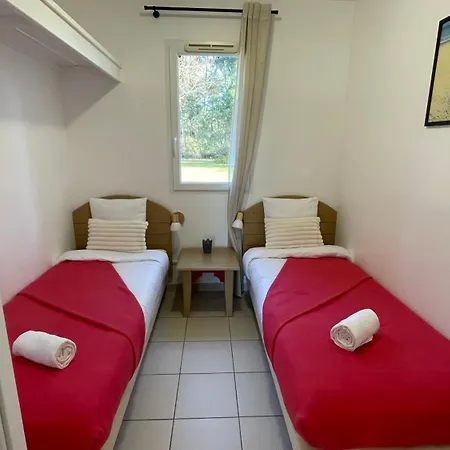 Paisible A La Plage, Piscine Et Tennis Holiday home *
