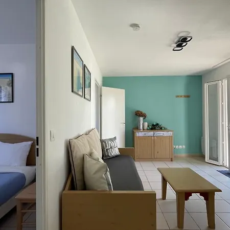 Holiday home Paisible A La Plage, Piscine Et Tennis Ondres