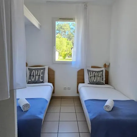Chalet Paisible Foret, Plage, Piscine, Tennis Et Activites Dom wakacyjny