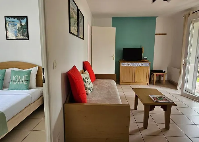 Paisible à La Plage, Piscine Et Tennis Casa vacanze *